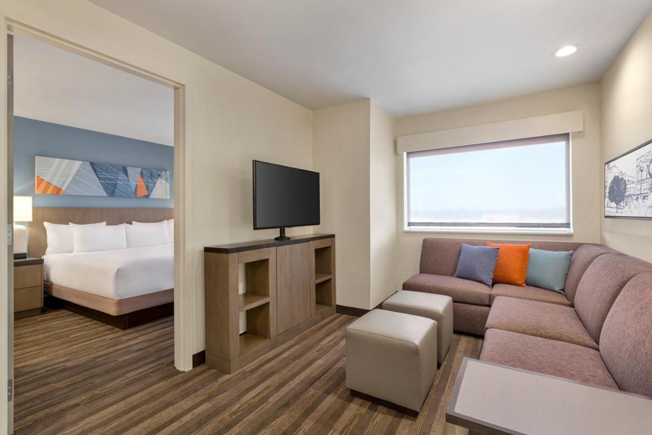 Hyatt House Bryan/College Station Hotel Exterior photo