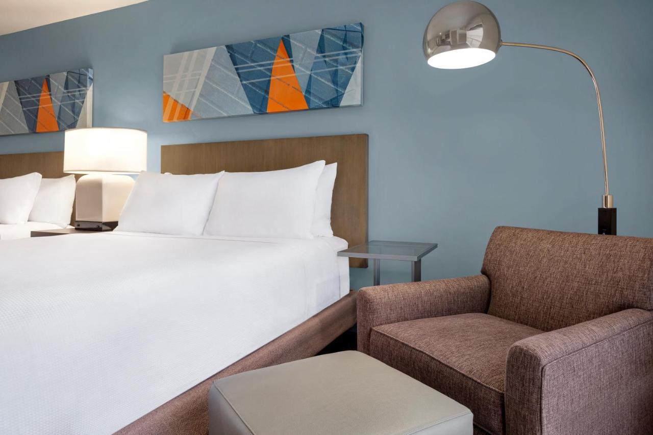 Hyatt House Bryan/College Station Hotel Exterior photo